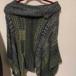 Vintage FREE PEOPLE PONCHO. SUPER SOFT EASILY FIT A MEDIUM